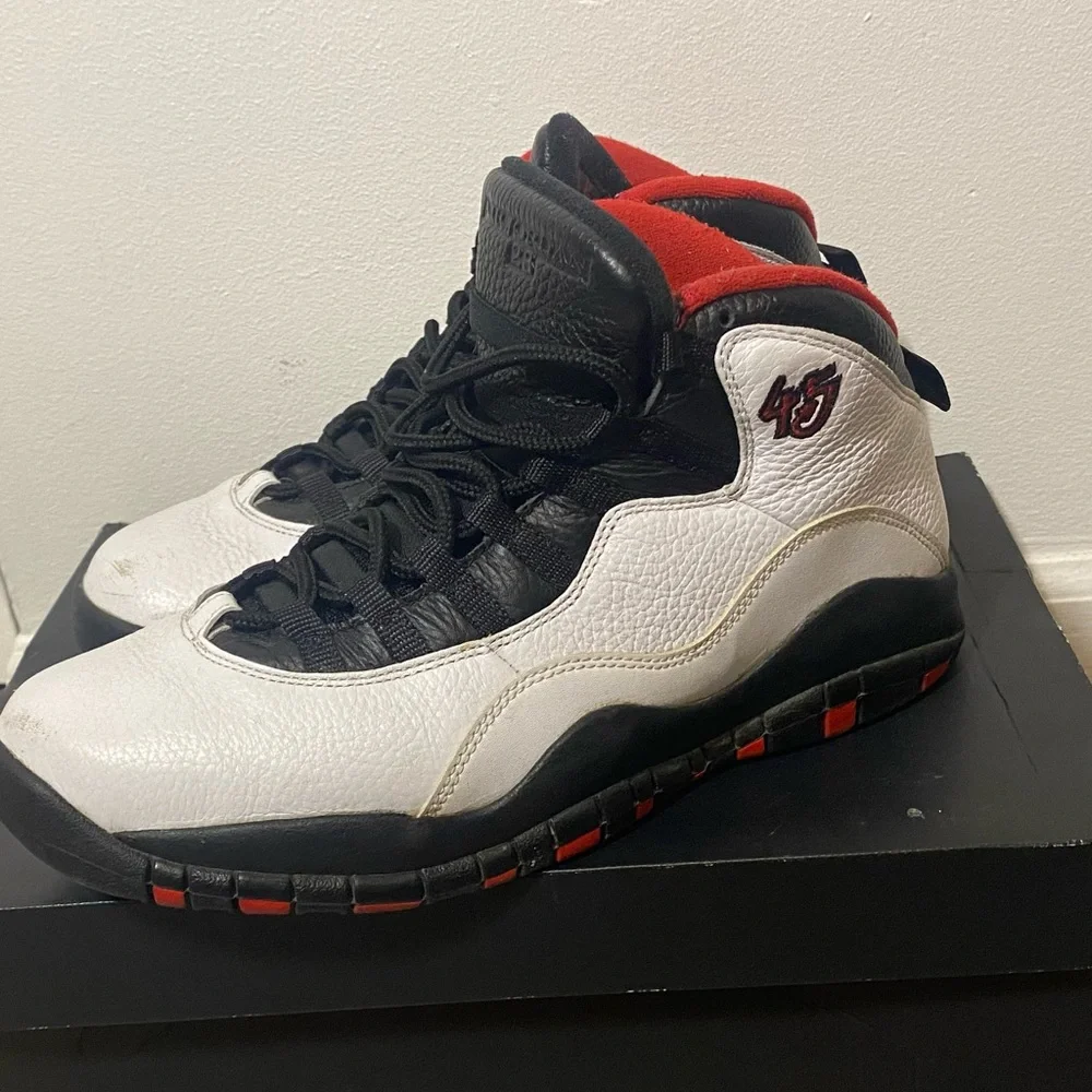 Jordan 10 - Picture 2 of 4